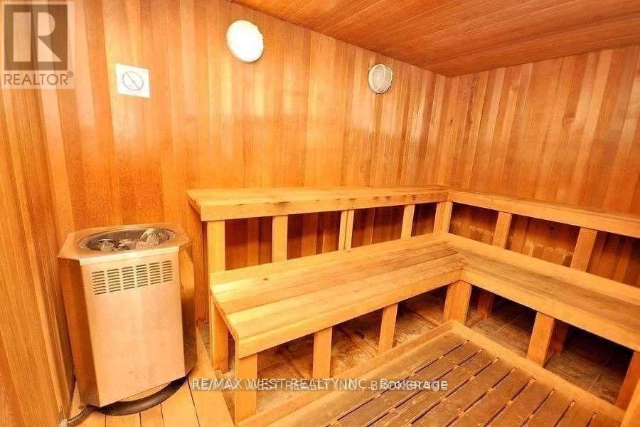 1812 - 339 Rathburn Road W, Mississauga, Ontario  L5B 0K6 - Photo 16 - W12609754