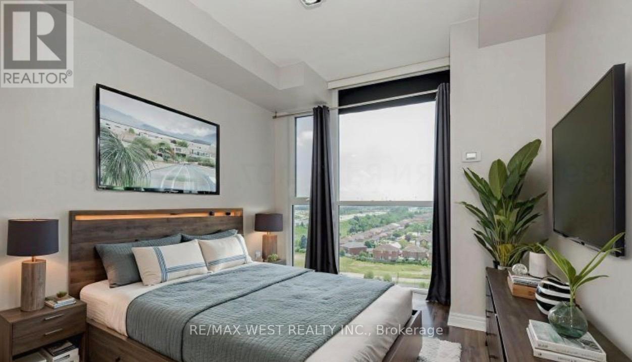 1812 - 339 Rathburn Road W, Mississauga, Ontario  L5B 0K6 - Photo 8 - W12609754