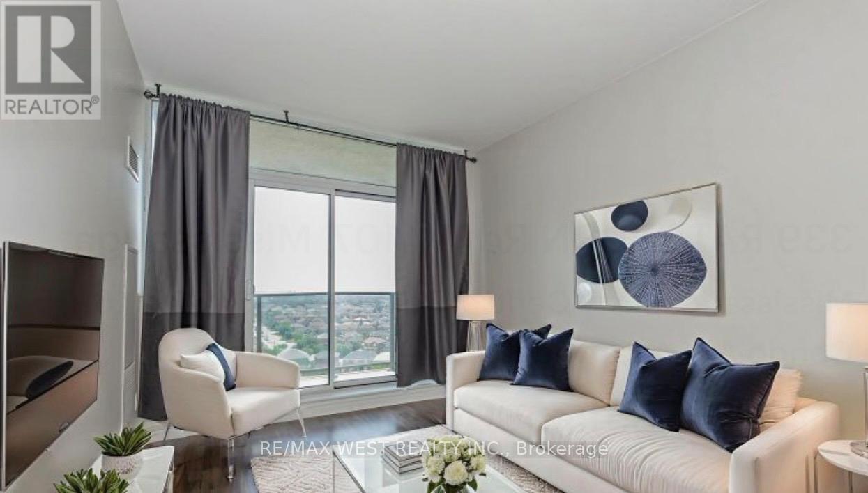 1812 - 339 Rathburn Road W, Mississauga, Ontario  L5B 0K6 - Photo 9 - W12609754