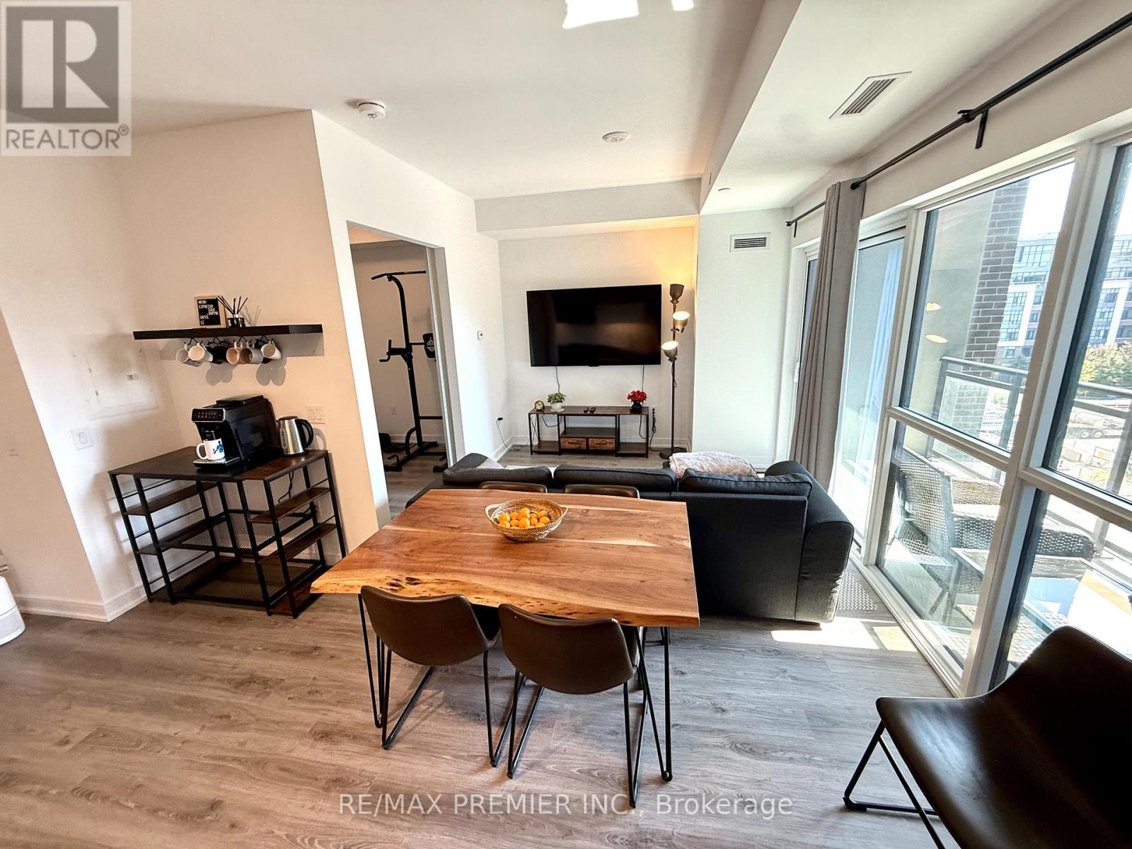 515 - 25 Neighbourhood Lane, Toronto, Ontario  M8Y 0C4 - Photo 15 - W12609768