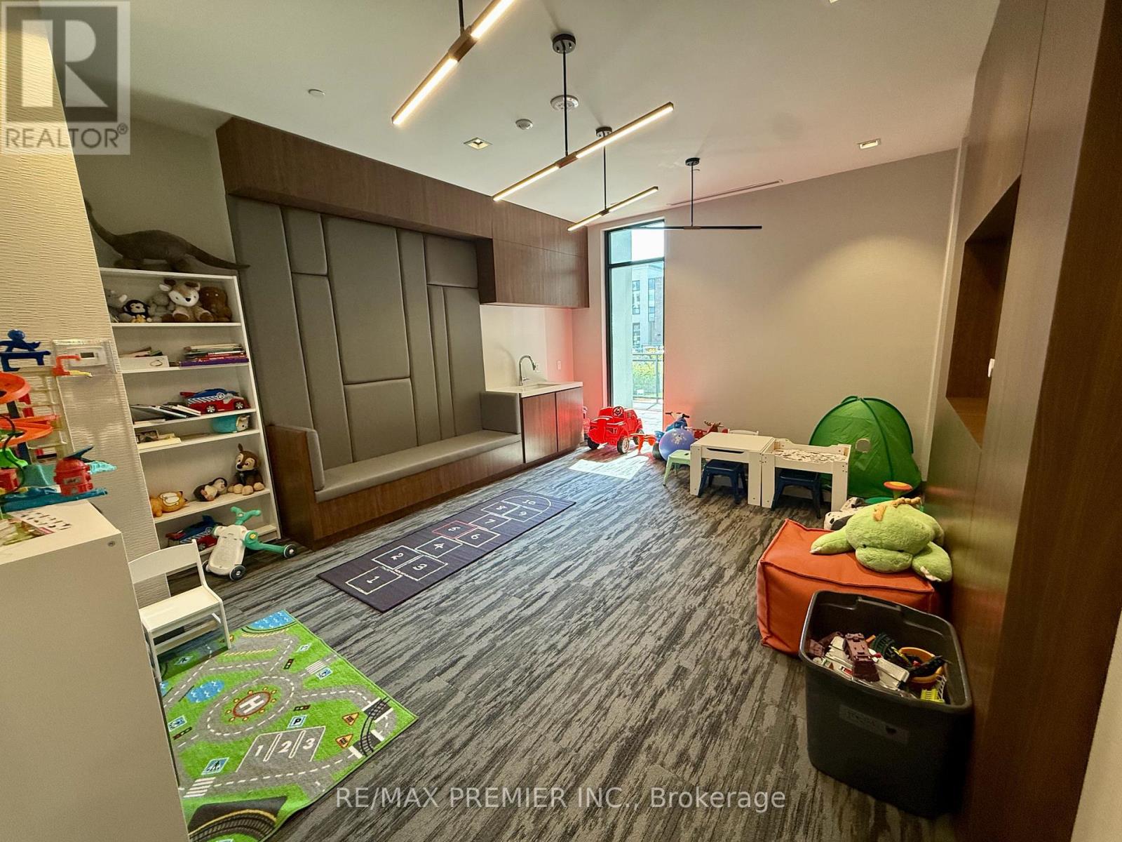 515 - 25 Neighbourhood Lane, Toronto, Ontario  M8Y 0C4 - Photo 28 - W12609768