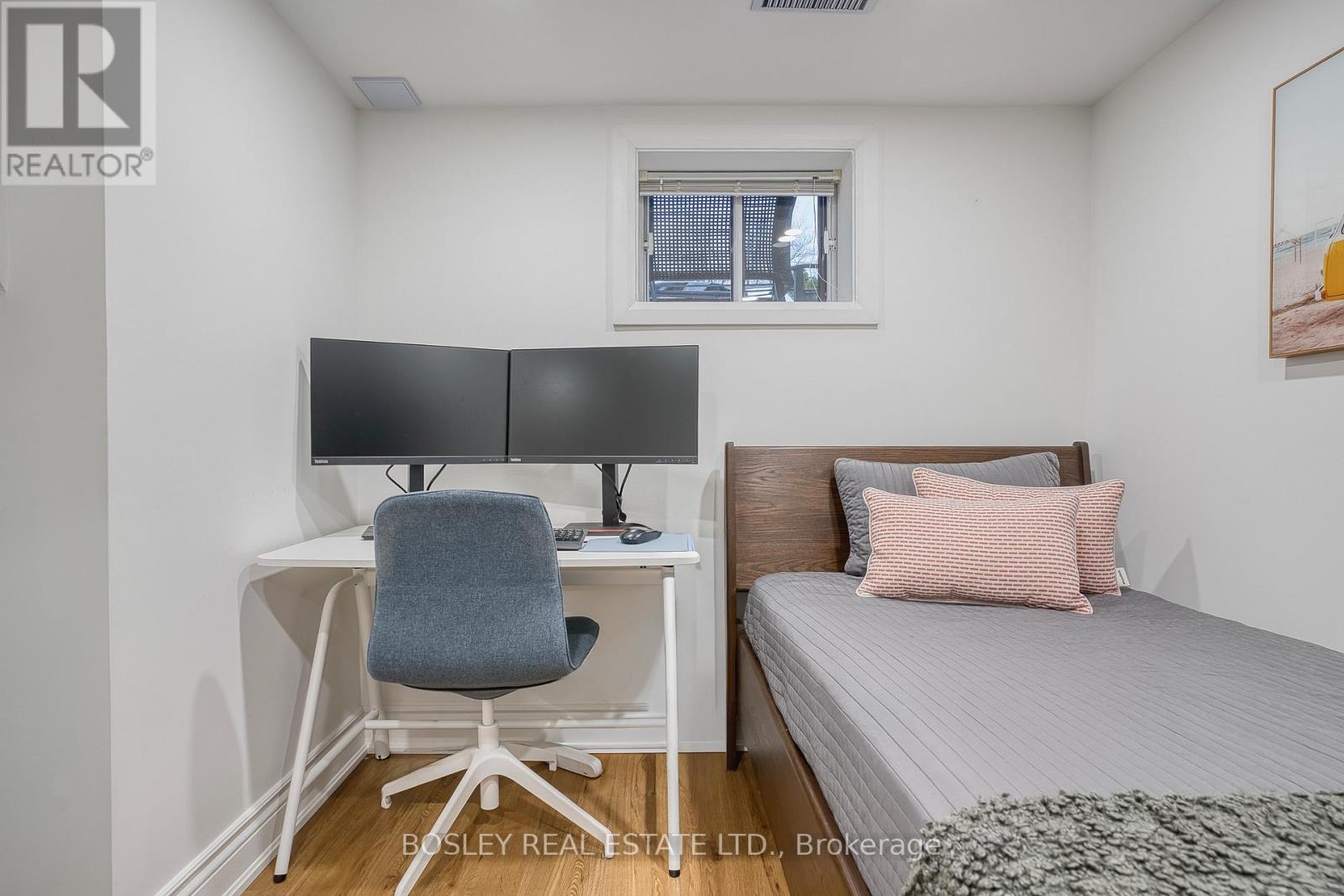 29 Patika Avenue, Toronto, Ontario  M9N 2E7 - Photo 38 - W12609776