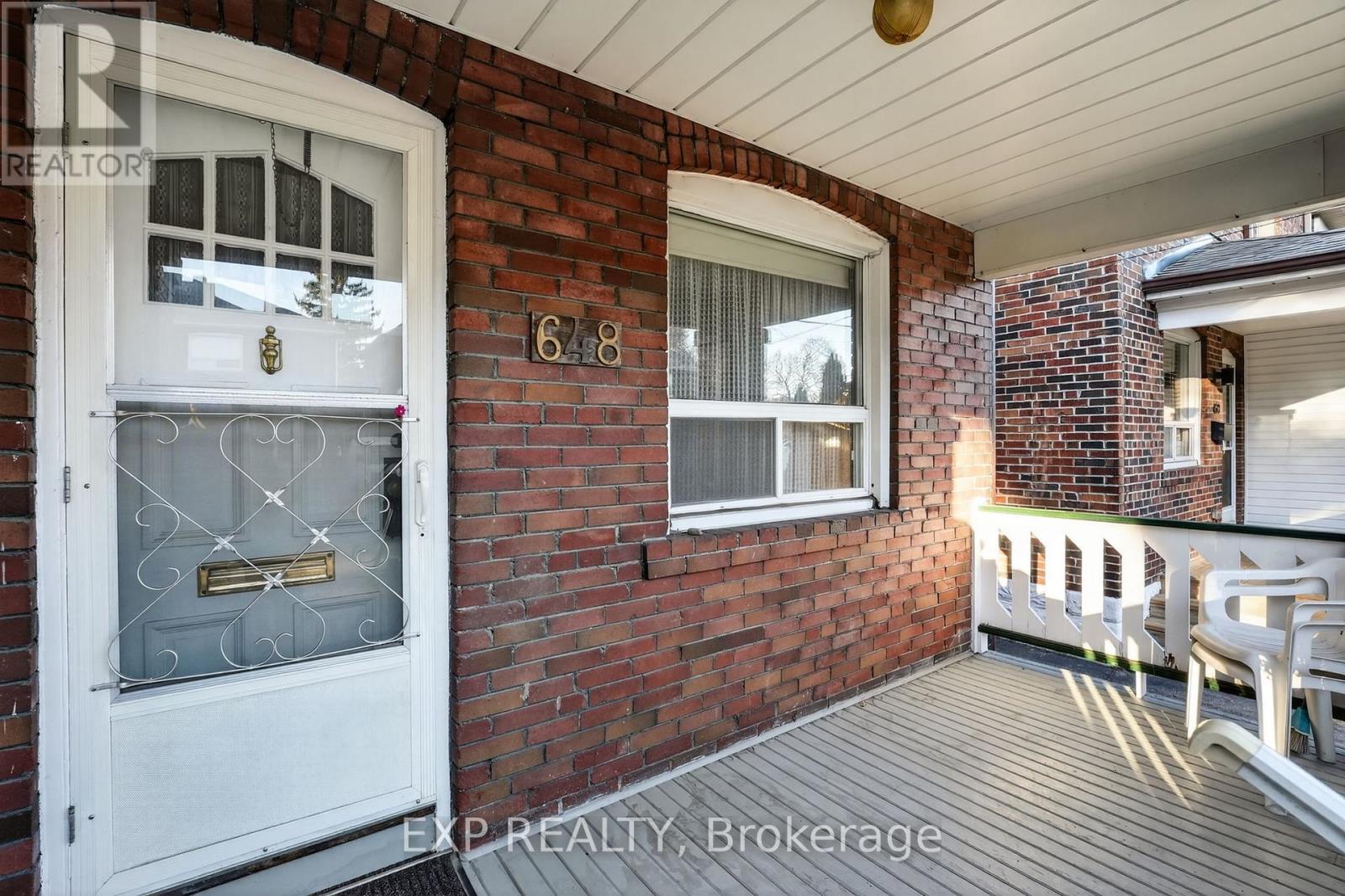 648 Willard Avenue, Toronto, Ontario  M6S 3S4 - Photo 2 - W12609786