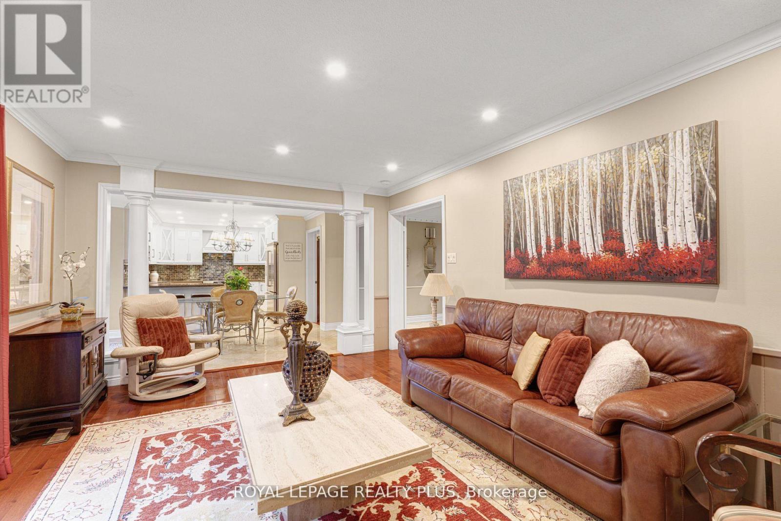 1760 Featherston Court, Mississauga, Ontario  L5L 3E3 - Photo 18 - W12609806