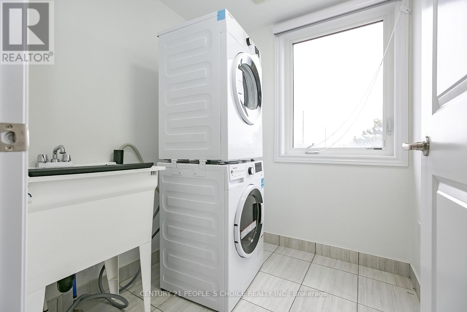 391 The Westway Road, Toronto, Ontario  M9R 1H3 - Photo 49 - W12609832