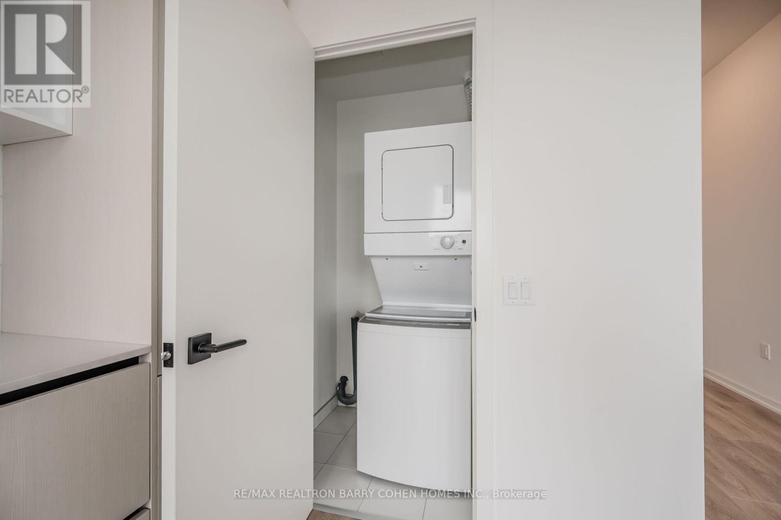 505 - 1285 Dupont Street, Toronto (Dovercourt-Wallace Emerson-Junction), Ontario  M6H 0E3 - Photo 17 - W12609866