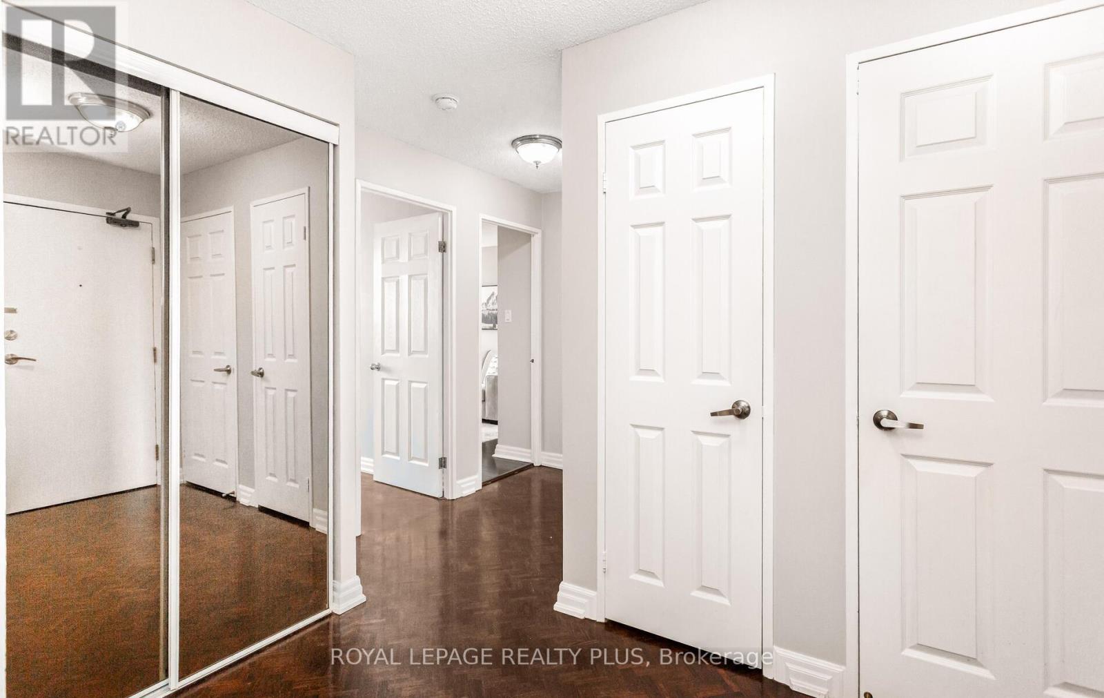 Ph8 - 5 Lisa Street, Brampton, Ontario  L6T 4T4 - Photo 14 - W12609882