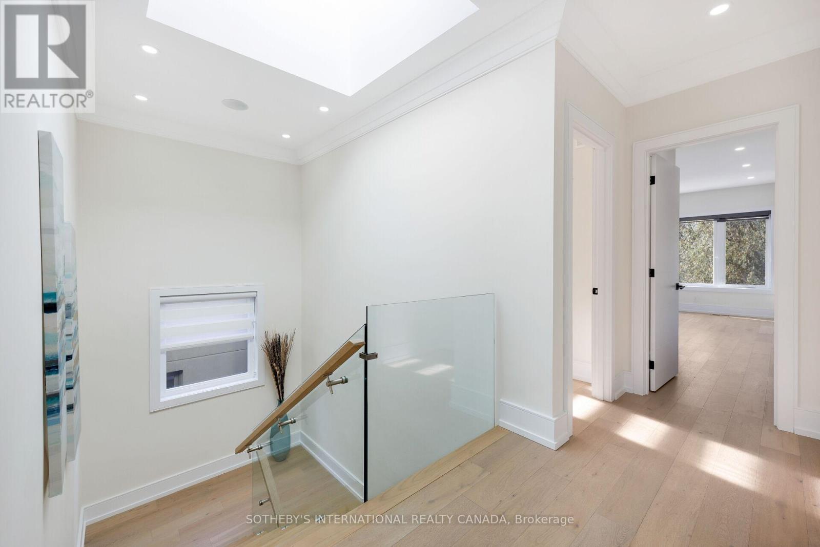 54 A Trueman Avenue, Toronto, Ontario M8Z 5A2 - Photo 22 - W12609890