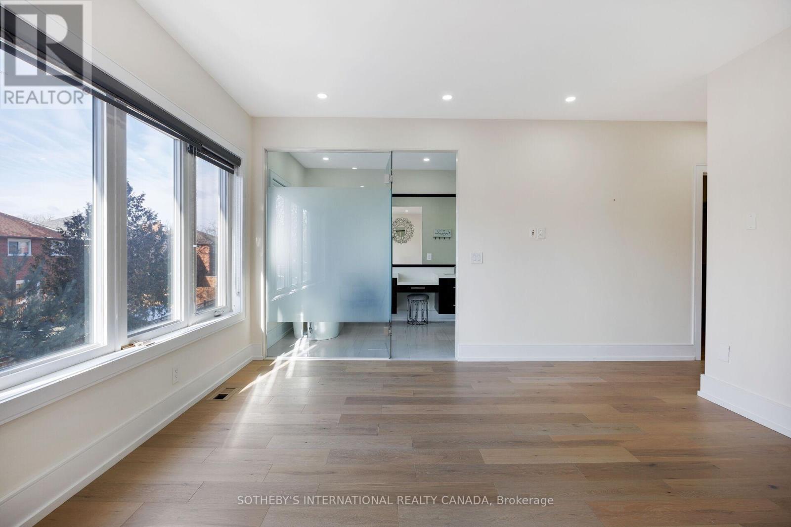 54 A Trueman Avenue, Toronto, Ontario M8Z 5A2 - Photo 26 - W12609890