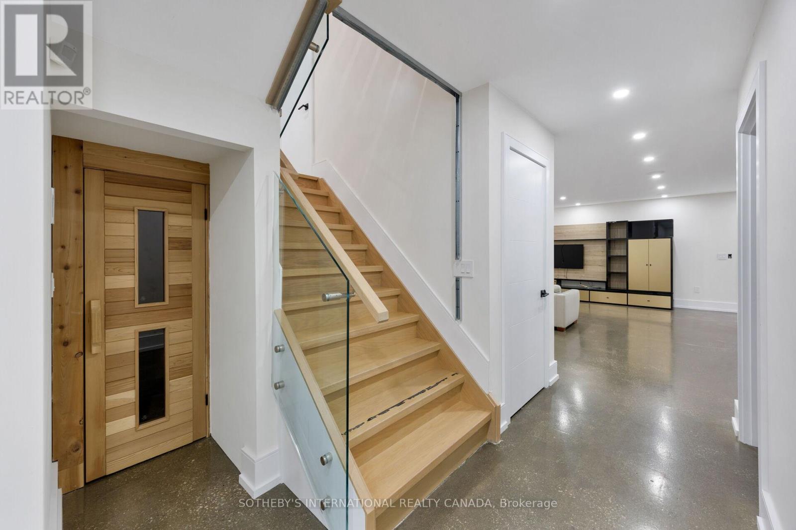 54 A Trueman Avenue, Toronto, Ontario M8Z 5A2 - Photo 42 - W12609890