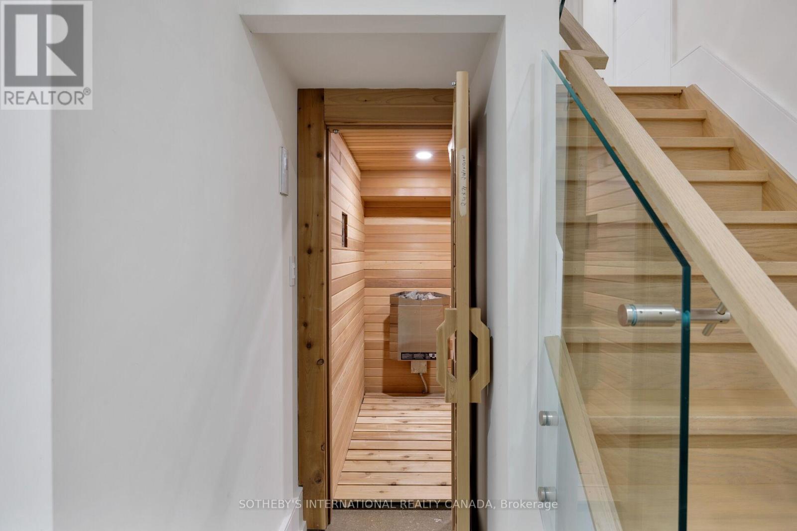 54 A Trueman Avenue, Toronto, Ontario M8Z 5A2 - Photo 48 - W12609890