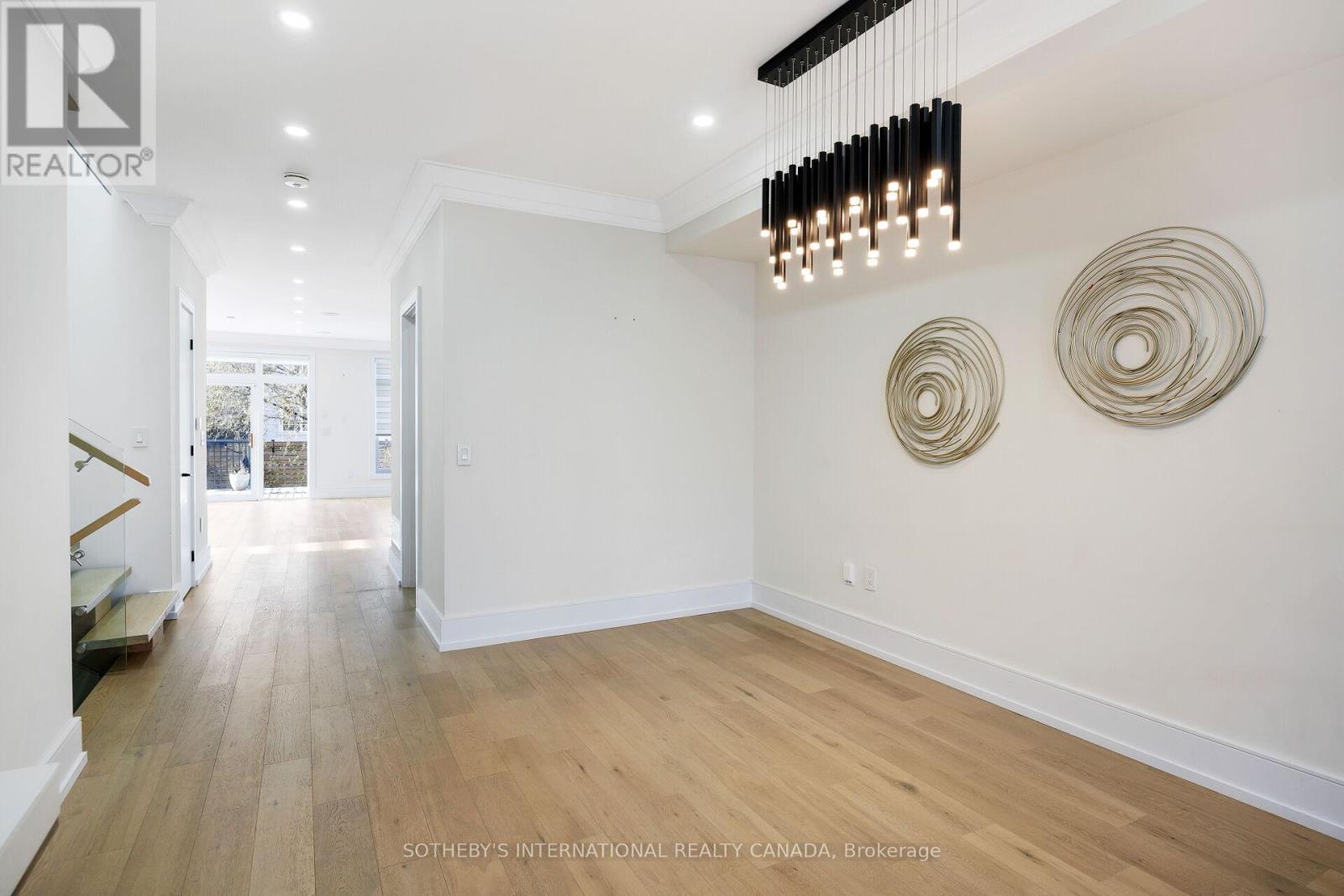 54 A Trueman Avenue, Toronto, Ontario M8Z 5A2 - Photo 5 - W12609890