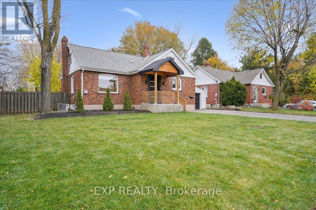 10 Harold Street, Brampton, Ontario  L6Y 1C7 - Photo 2 - W12609898