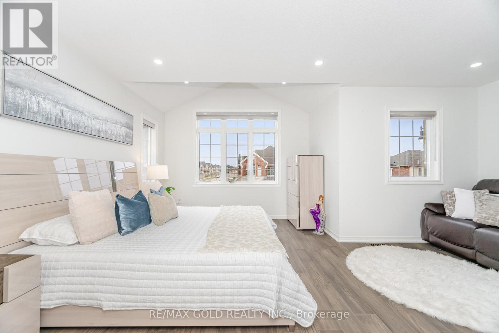 1 Hertonia Street, Brampton, Ontario  L6P 4J7 - Photo 26 - W12609914