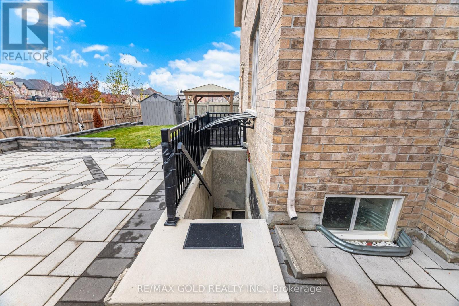 1 Hertonia Street, Brampton, Ontario  L6P 4J7 - Photo 38 - W12609914