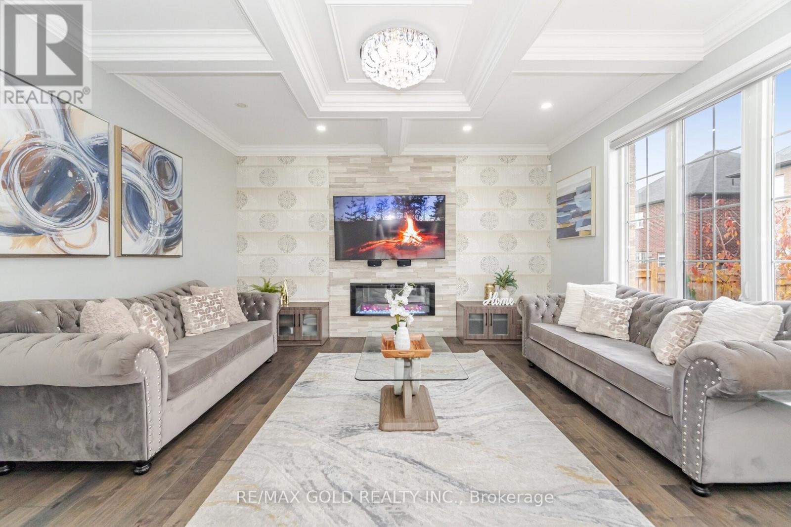 1 Hertonia Street, Brampton, Ontario  L6P 4J7 - Photo 8 - W12609914