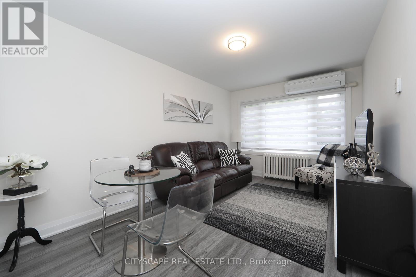Main - 459 Hopewell Avenue N, Toronto (Briar Hill-Belgravia), Ontario  M6E 2S4 - Photo 10 - W12609918