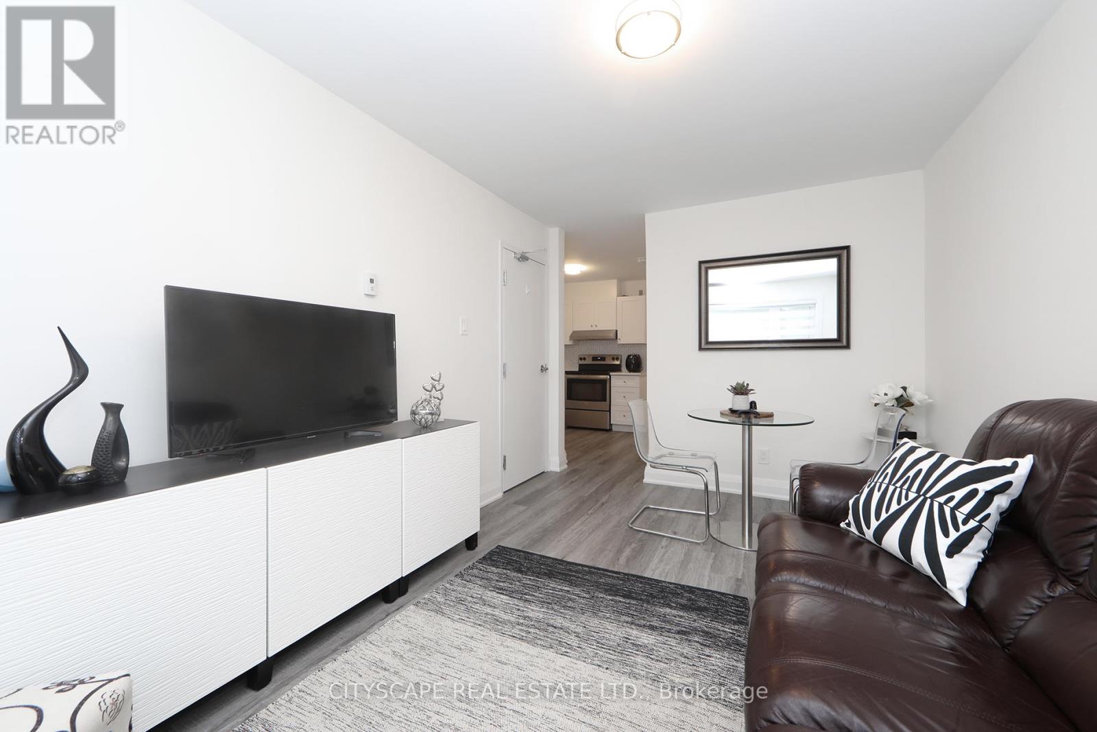 Main - 459 Hopewell Avenue N, Toronto (Briar Hill-Belgravia), Ontario  M6E 2S4 - Photo 16 - W12609918