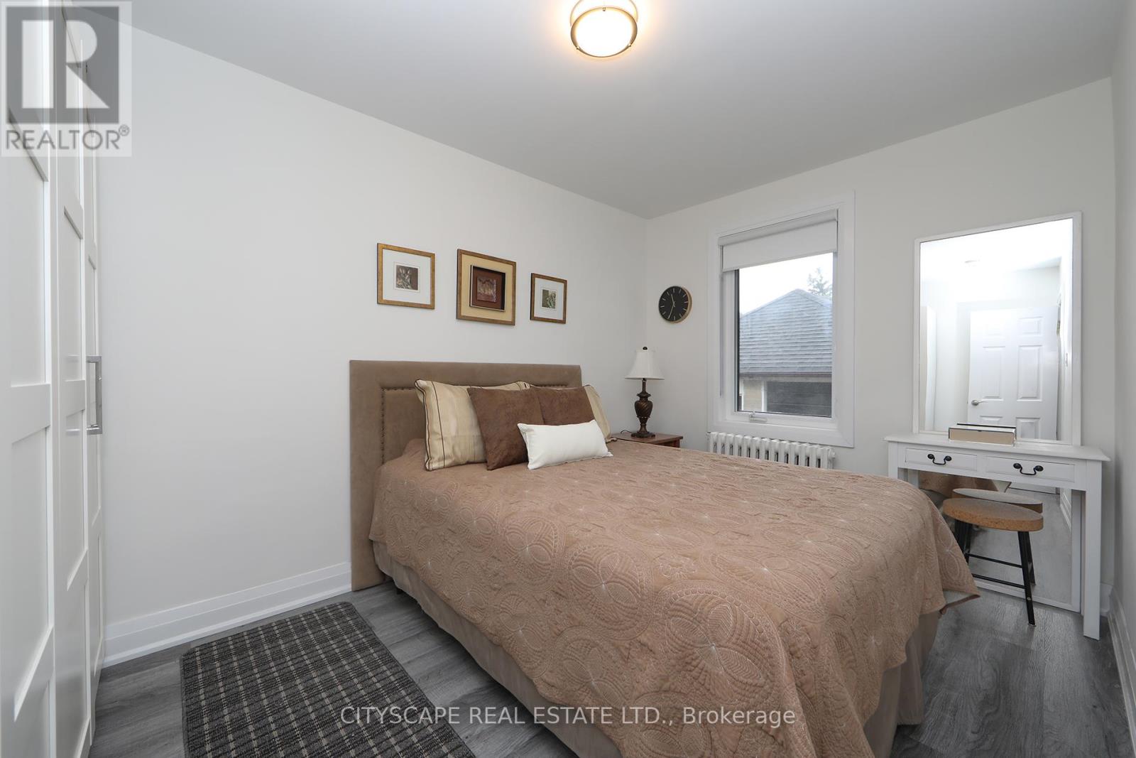 Main - 459 Hopewell Avenue N, Toronto (Briar Hill-Belgravia), Ontario  M6E 2S4 - Photo 21 - W12609918