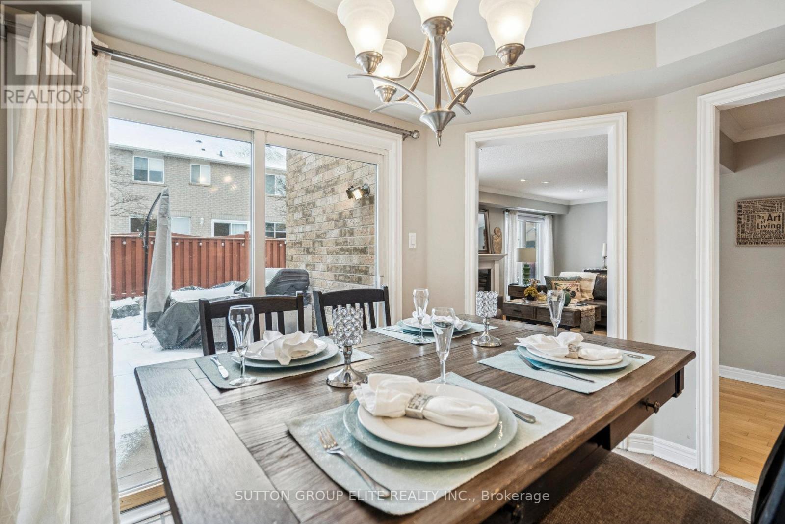 2424 Oakhaven Drive, Oakville, Ontario  L6M 4A6 - Photo 14 - W12609928