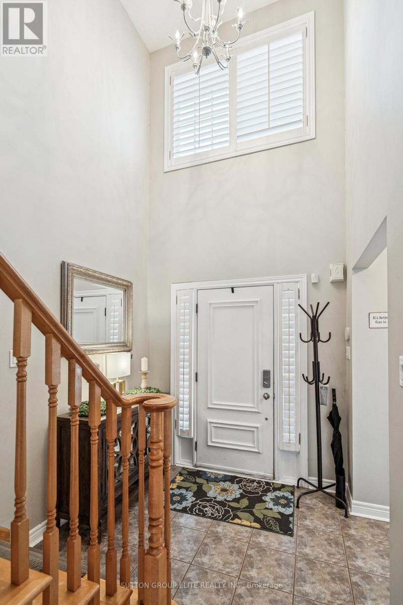 2424 Oakhaven Drive, Oakville, Ontario  L6M 4A6 - Photo 16 - W12609928