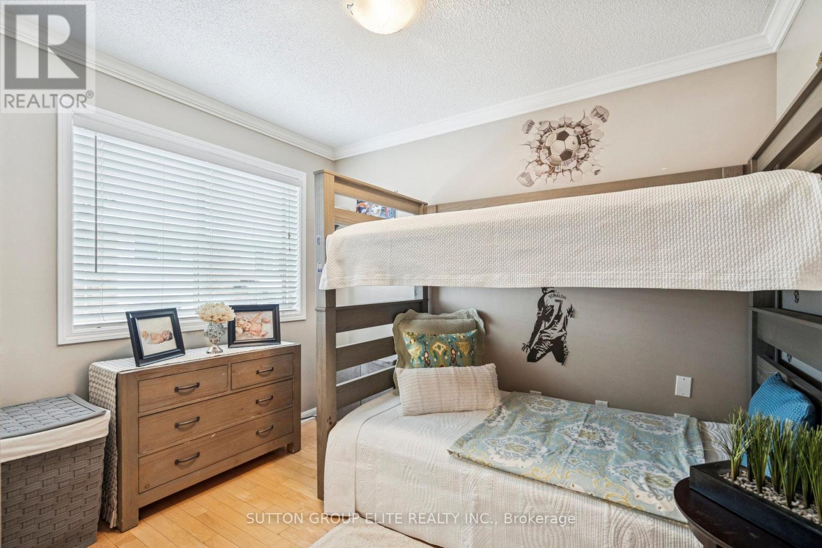 2424 Oakhaven Drive, Oakville, Ontario  L6M 4A6 - Photo 28 - W12609928