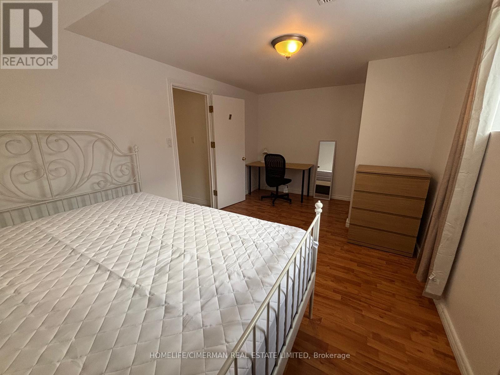 14 Haynes Avenue, Toronto, Ontario  M3J 3P6 - Photo 15 - W12609940