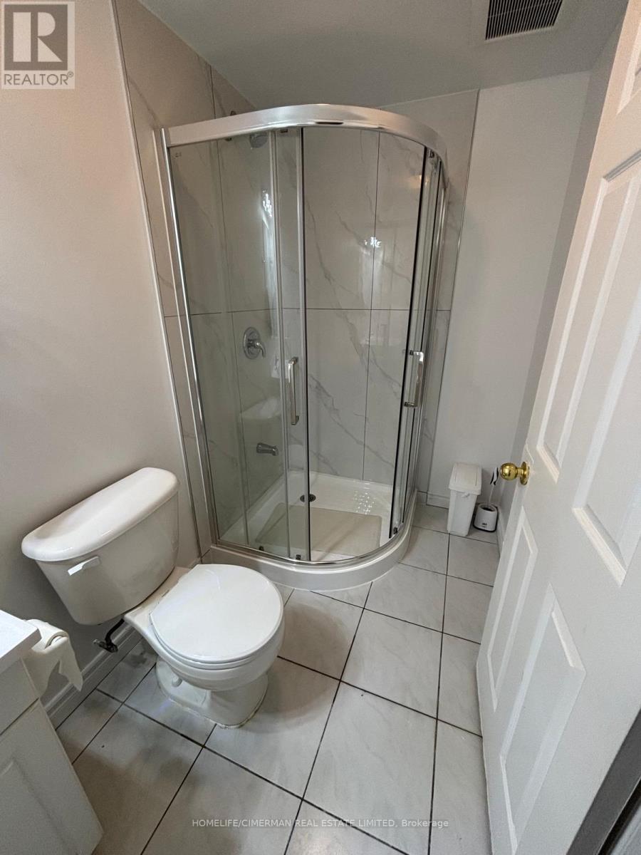 14 Haynes Avenue, Toronto, Ontario  M3J 3P6 - Photo 8 - W12609940