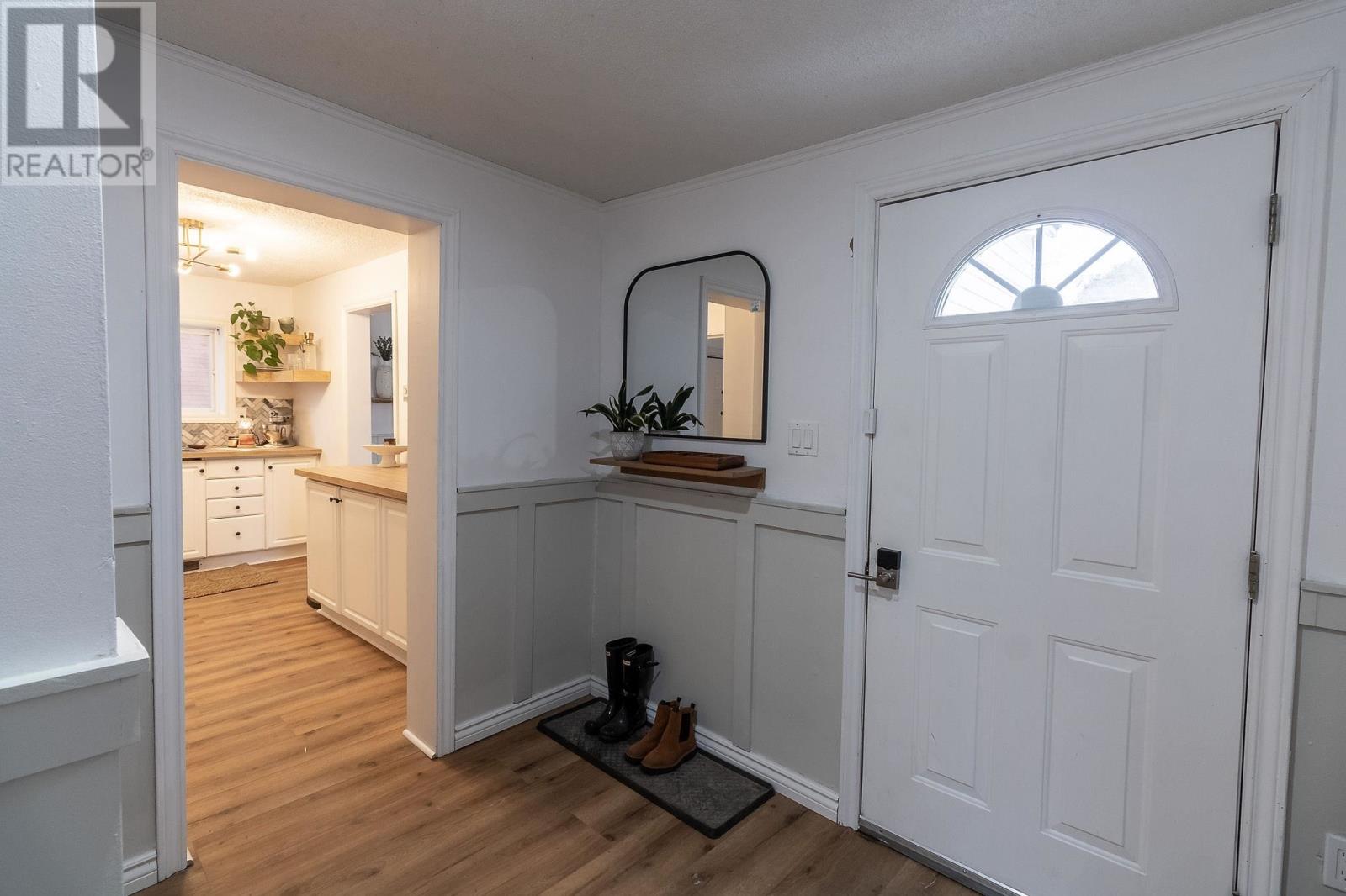 165 Woodward Ave, Sault Ste. Marie, Ontario  P6A 3T6 - Photo 3 - SM253367