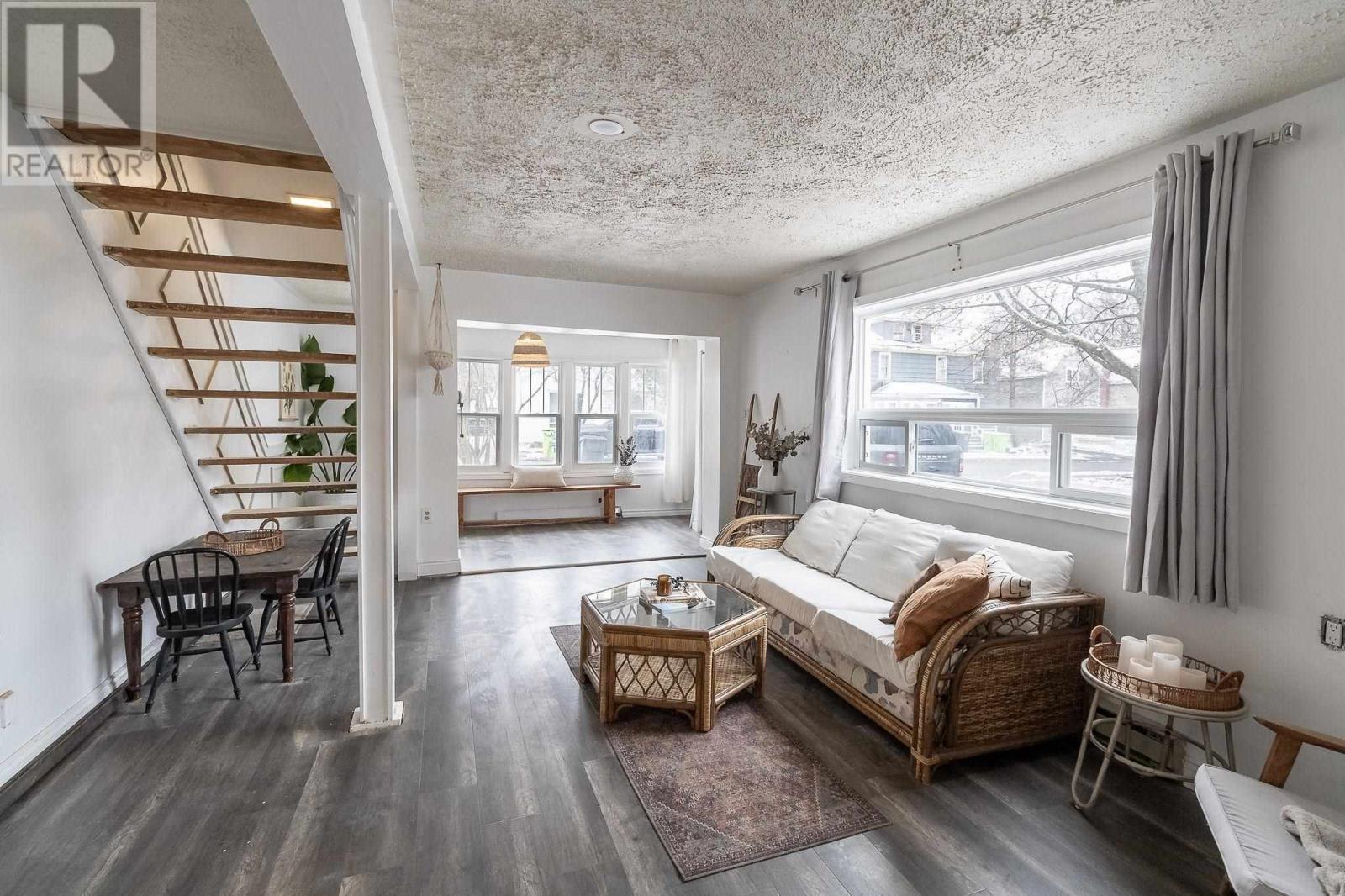 165 Woodward Ave, Sault Ste. Marie, Ontario  P6A 3T6 - Photo 9 - SM253367