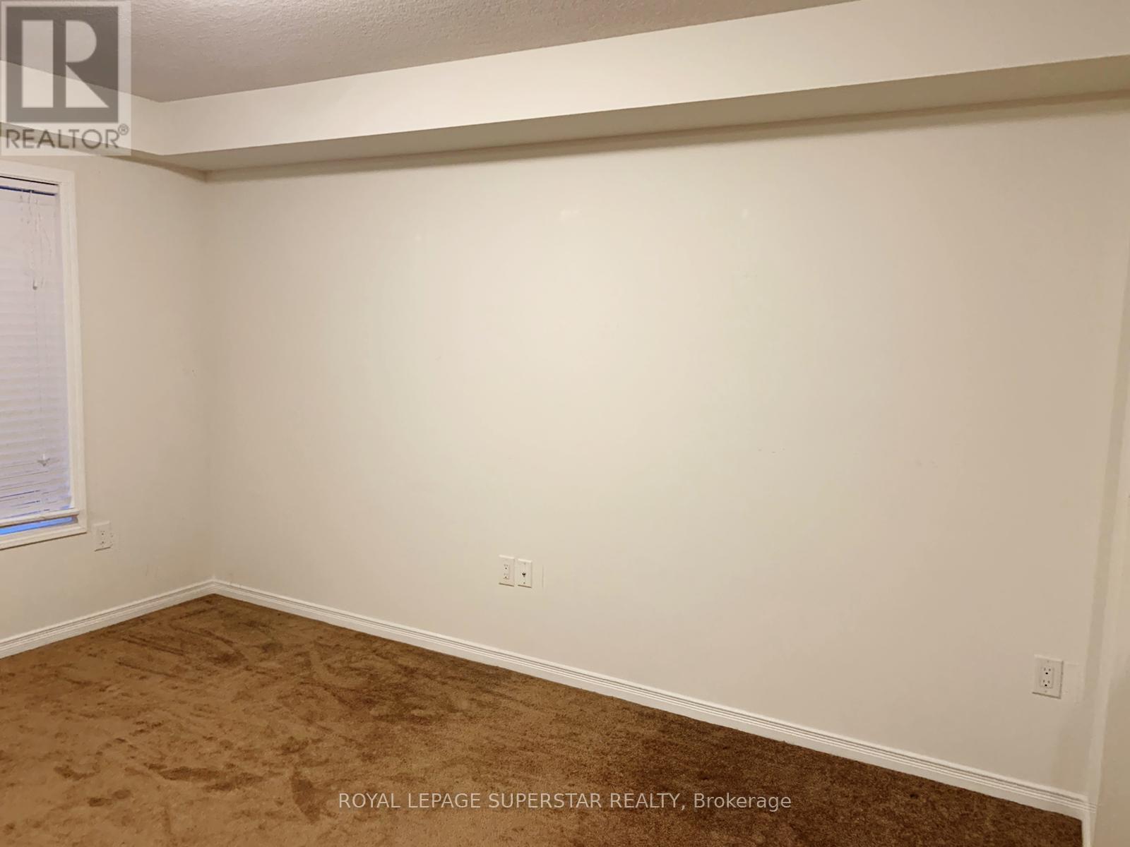 18 Longboat Run W, Brantford, Ontario  N3T 0P3 - Photo 6 - X12609758