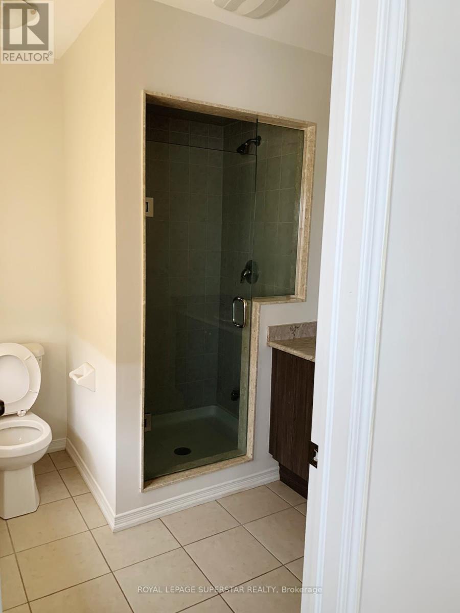 18 Longboat Run W, Brantford, Ontario  N3T 0P3 - Photo 7 - X12609758