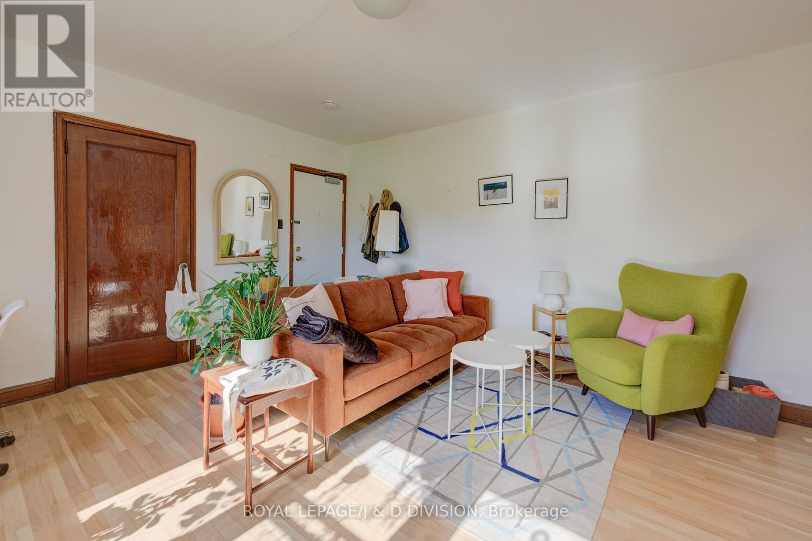 345 Louisa Street, Kitchener, Ontario  N2H 5N1 - Photo 18 - X12609894