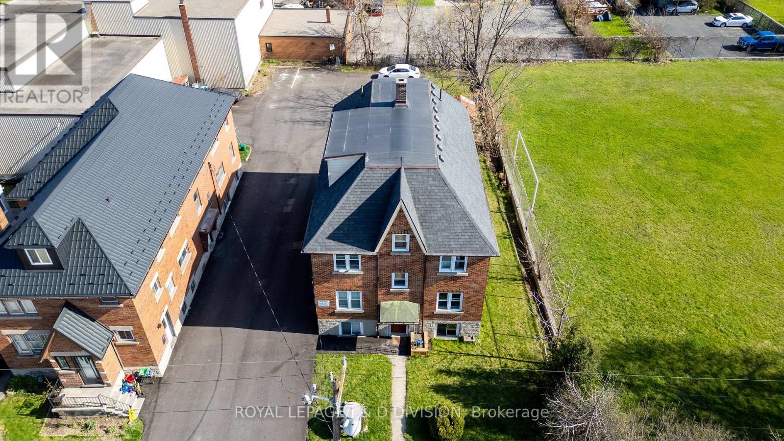 345 Louisa Street, Kitchener, Ontario  N2H 5N1 - Photo 46 - X12609894