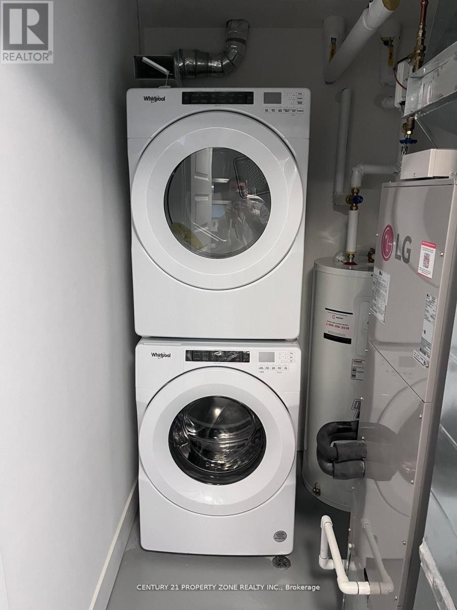 212 - 107 Roger Street, Waterloo, Ontario  N2J 0G3 - Photo 8 - X12609920