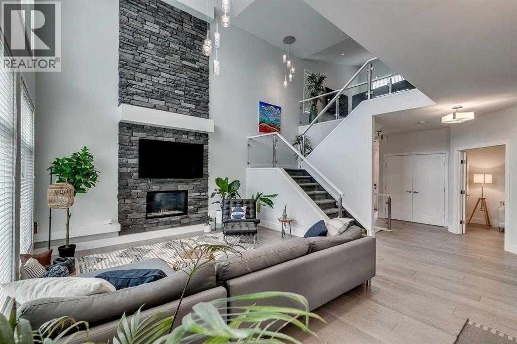 86 West Point Mews Sw, Calgary, Alberta T3H 0X5 - Photo 7 - A2262618