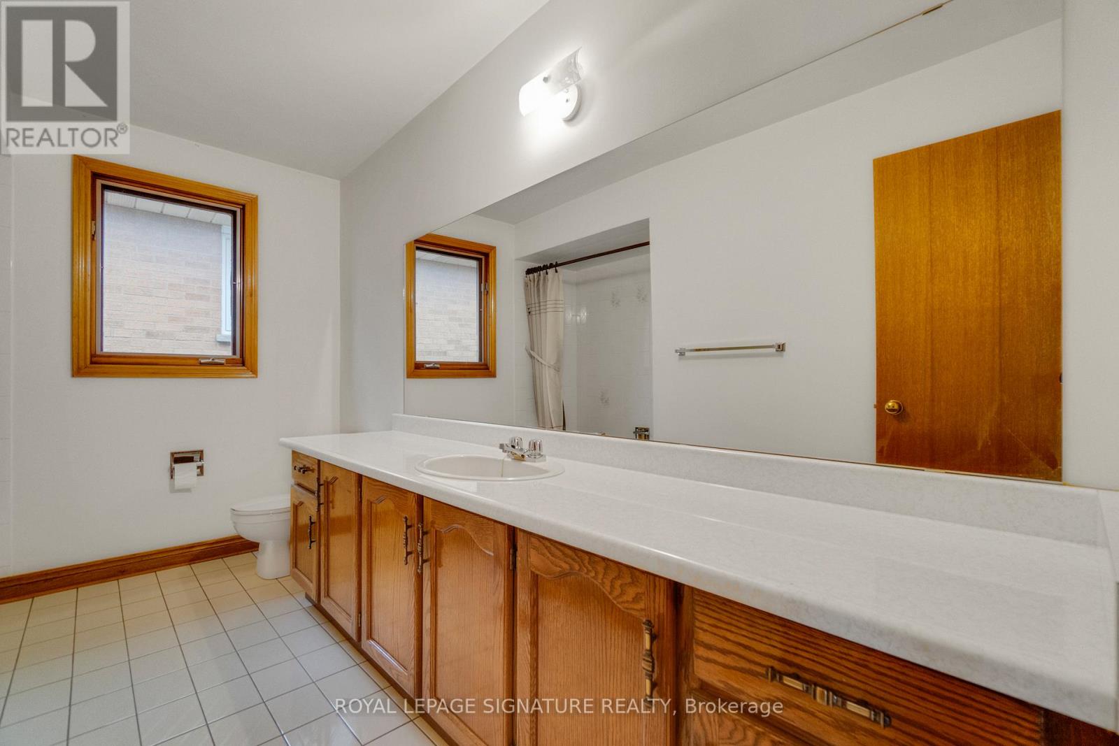 71 Marieta Street, Vaughan, Ontario  L4L 7T2 - Photo 33 - N12609332