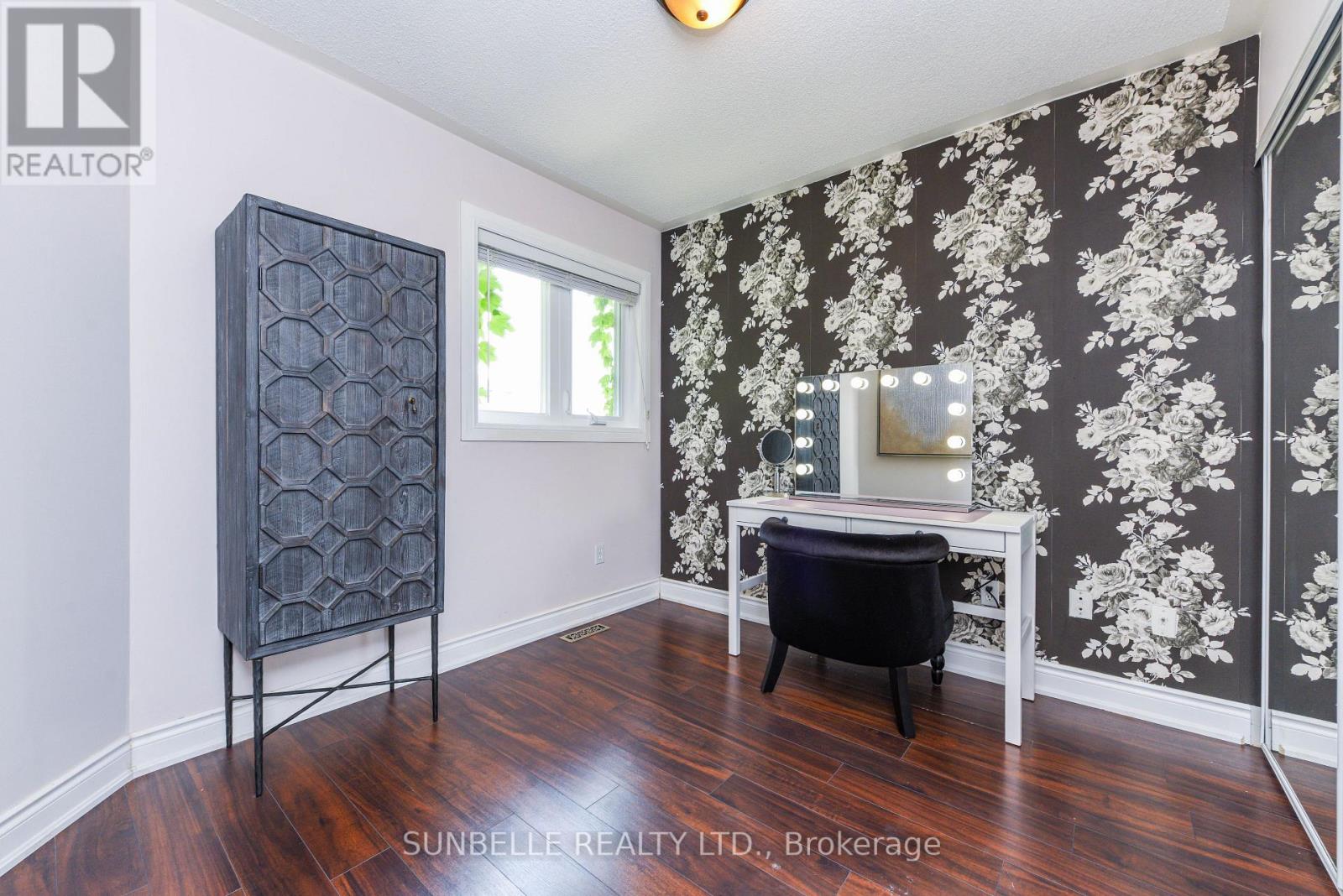 3826 Allcroft Road, Mississauga, Ontario L5N 6V6 - Photo 24 - W12609220