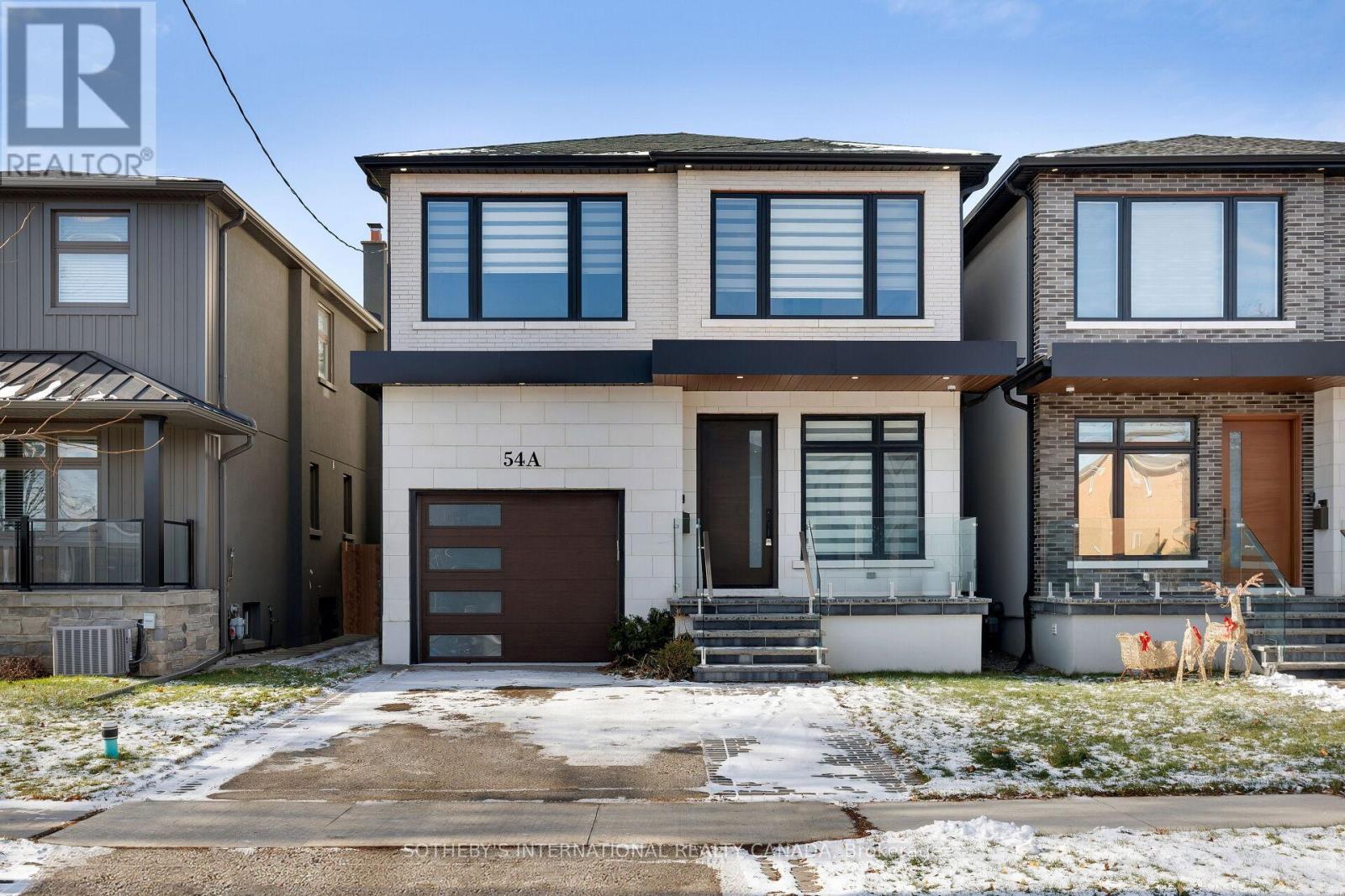 54 A Trueman Avenue, Toronto, Ontario M8Z 5A2 - Photo 2 - W12609890