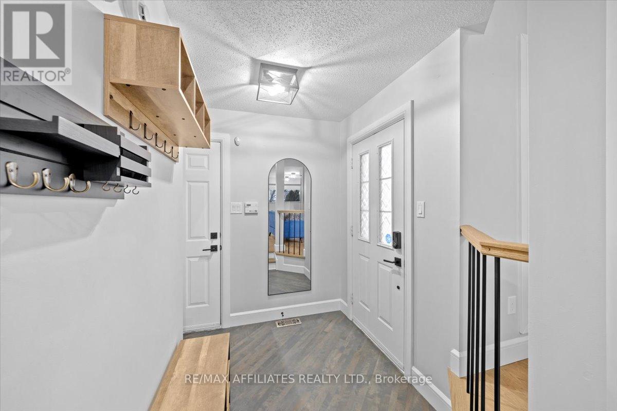 2065 Breezewood Street, Ottawa, Ontario  K4A 4R8 - Photo 2 - X12610022