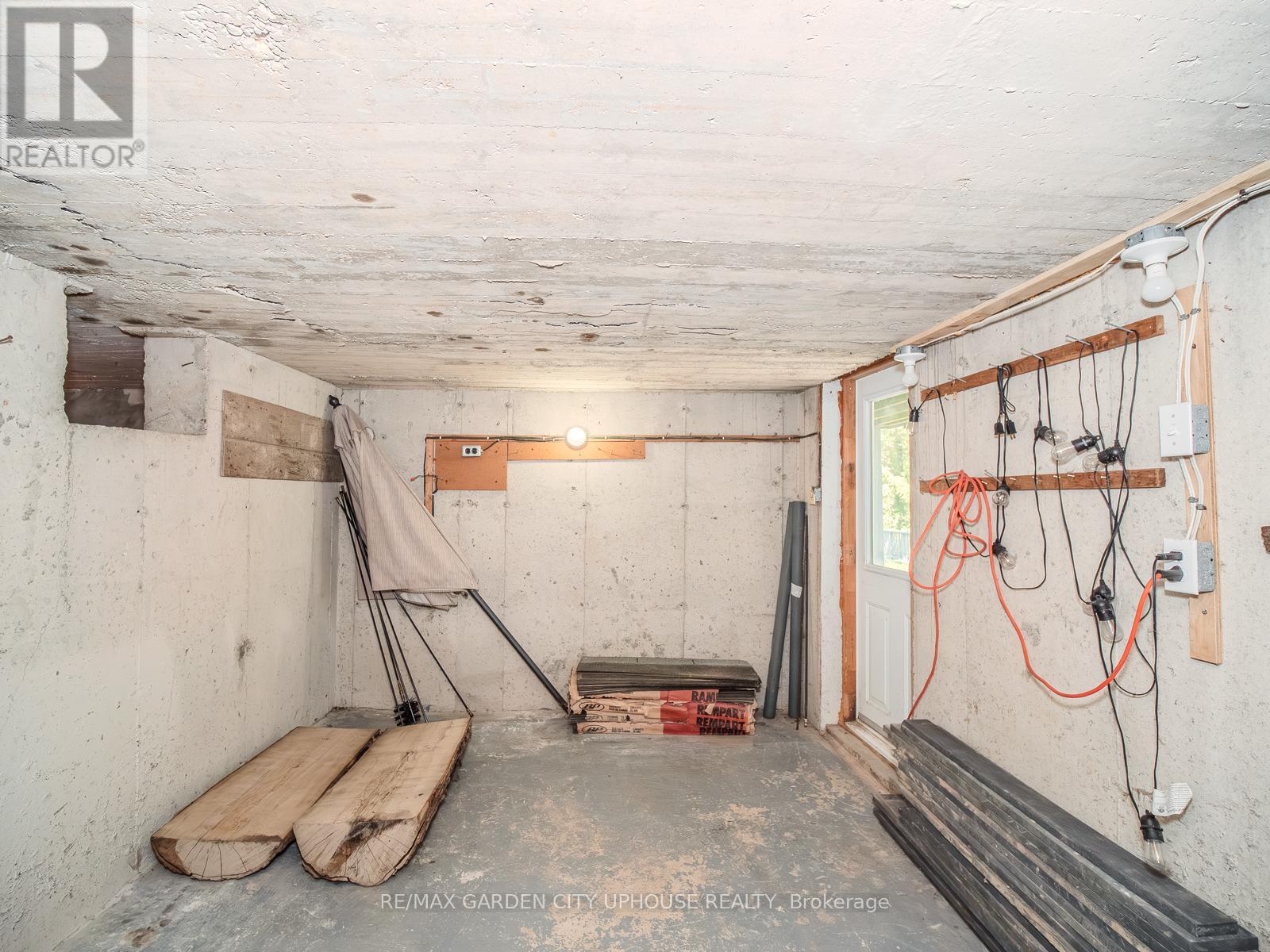 3197 Ninth Street, St. Catharines, Ontario  L2R 6P7 - Photo 22 - X12432844