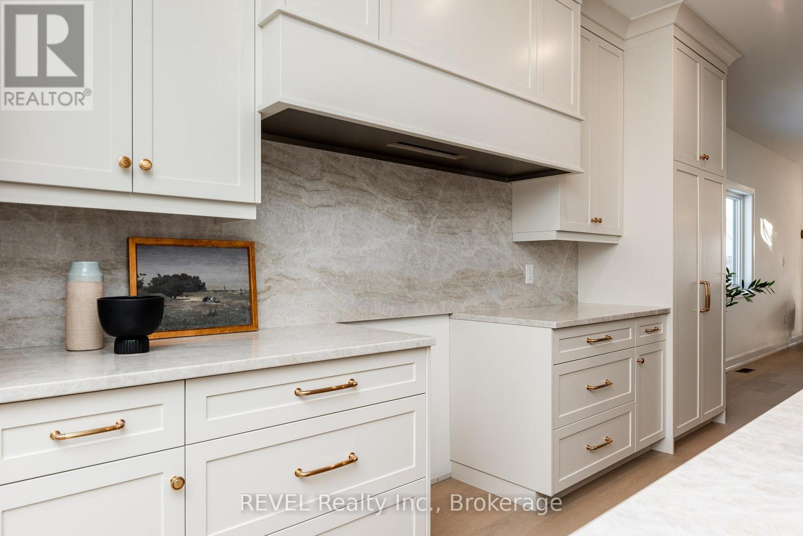 11 Stickles Street, Pelham, Ontario  L3C 3C3 - Photo 15 - X12413672