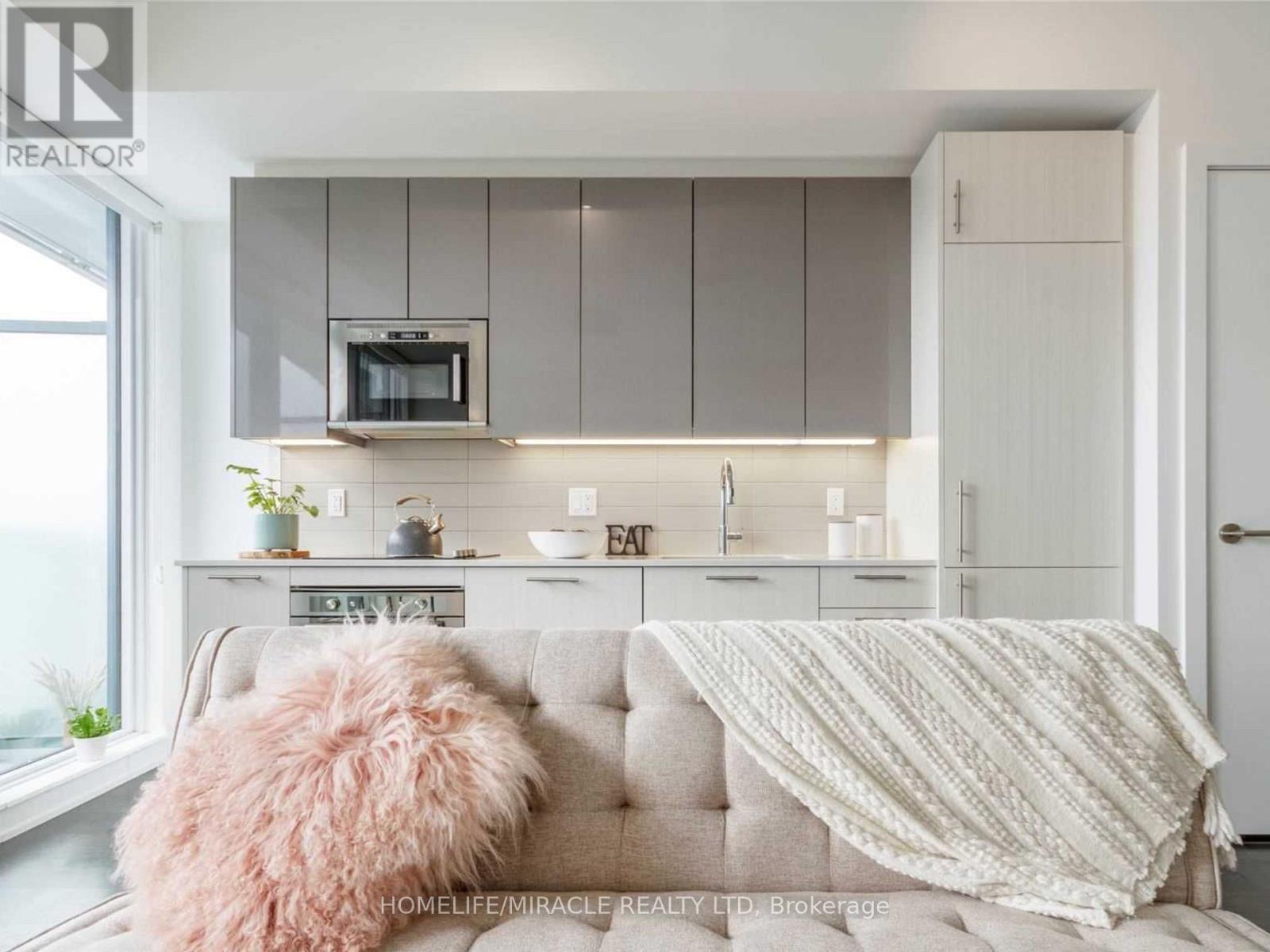 1913 - 403 Church Street, Toronto, Ontario  M4Y 2C2 - Photo 2 - C12609532