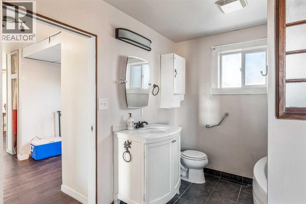 451 20 Street, Fort Macleod, Alberta  T0L 0Z0 - Photo 18 - A2263161