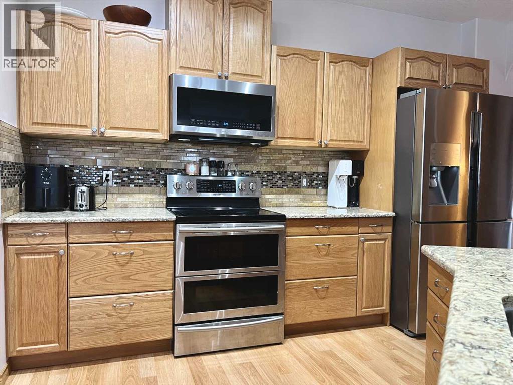 4228 8 Avenue, Edson, Alberta  T7E 1A8 - Photo 20 - A2273269