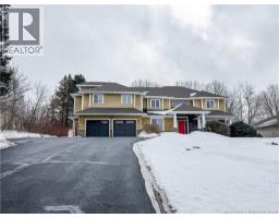 313 Lavoie, Dieppe, Ca