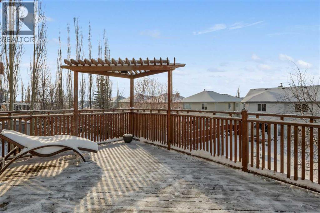 21 Rockbluff Place Nw, Calgary, Alberta  T3G 5B1 - Photo 10 - A2272750