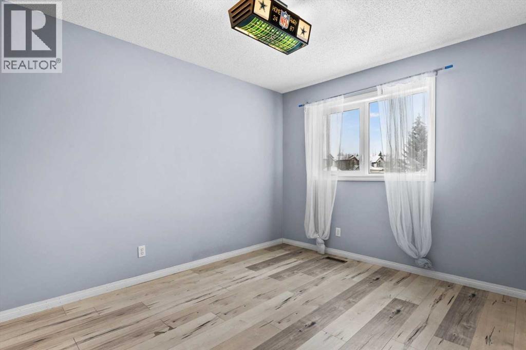 21 Rockbluff Place Nw, Calgary, Alberta  T3G 5B1 - Photo 36 - A2272750