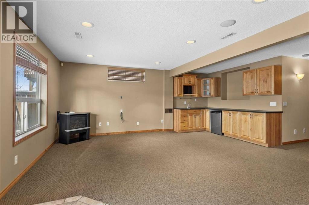 21 Rockbluff Place Nw, Calgary, Alberta  T3G 5B1 - Photo 42 - A2272750