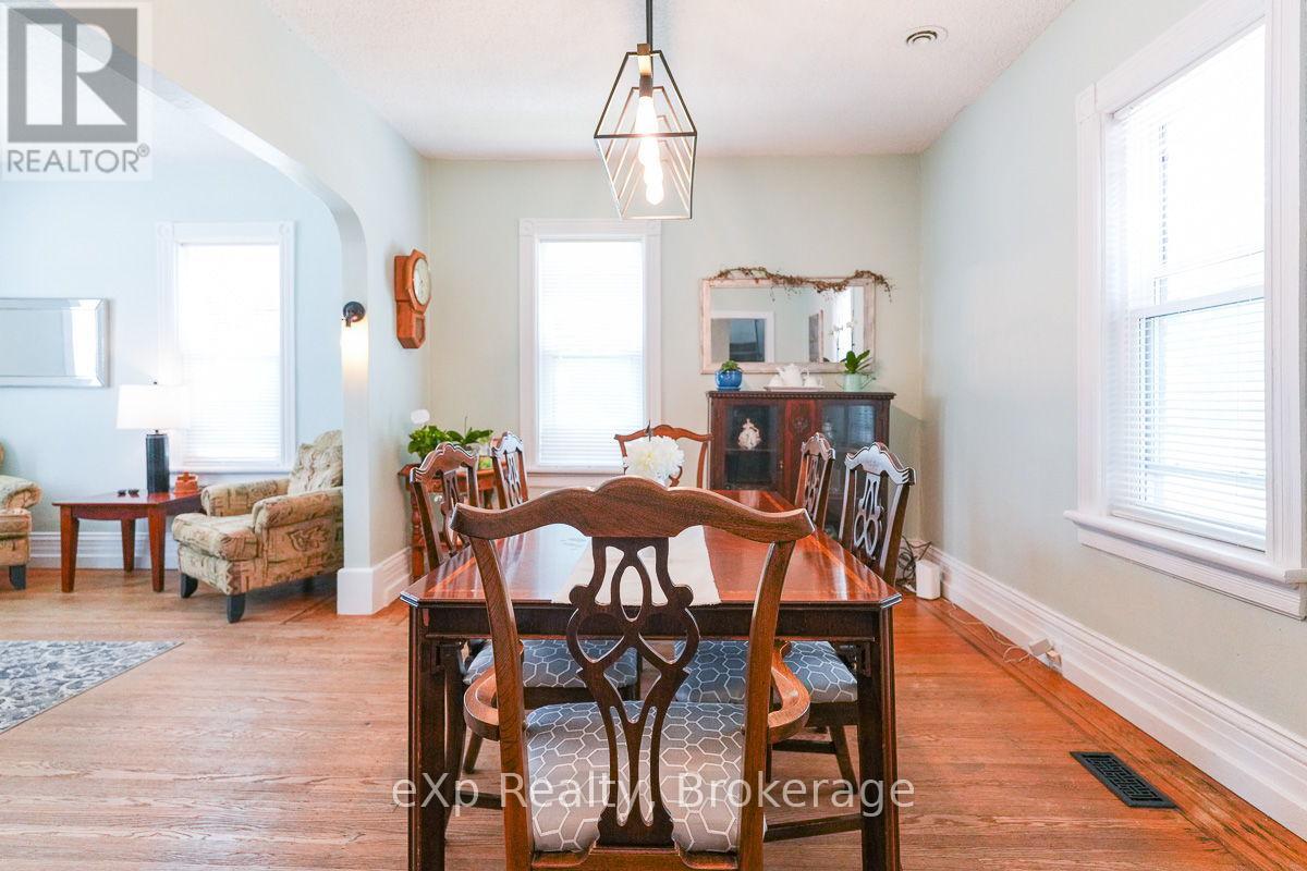 594 10th A Street W, Owen Sound, Ontario  N4K 3R6 - Photo 6 - X12609980